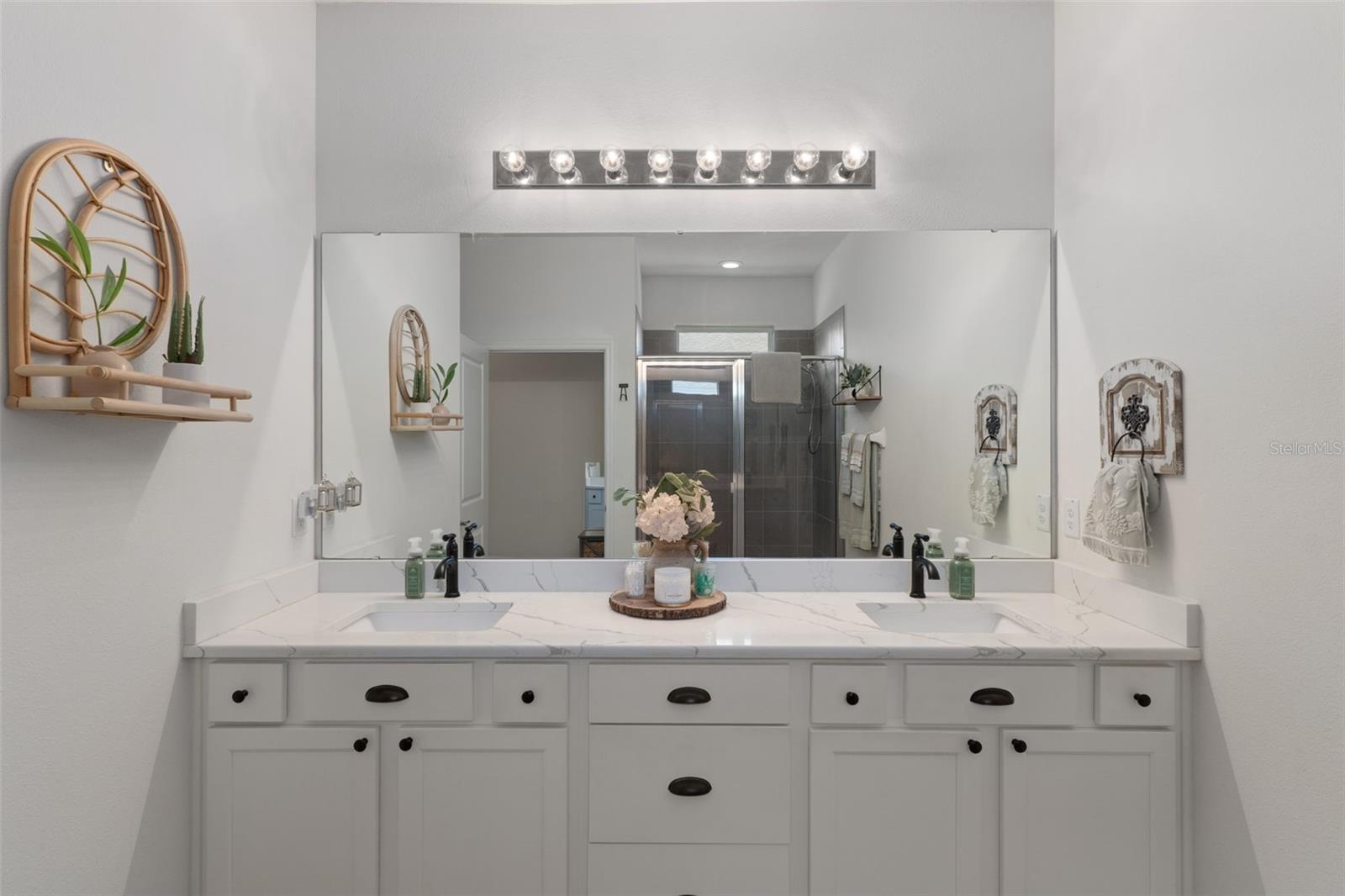 HERNANDO OAKS PH 3 - Residential