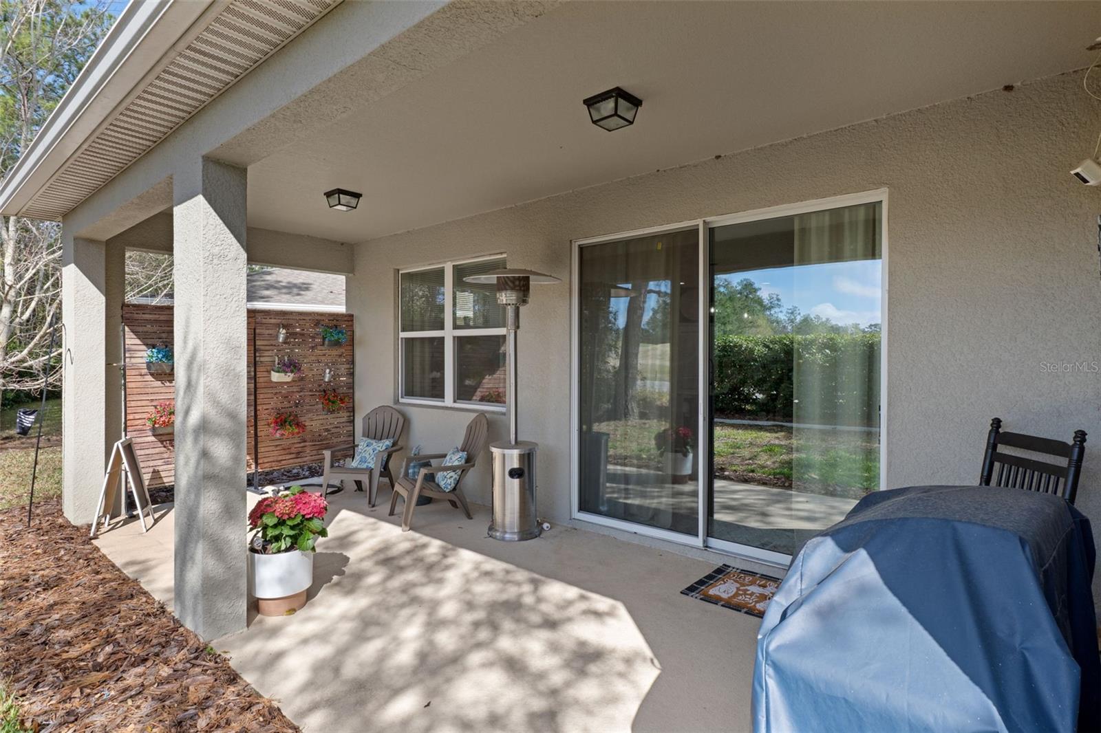 HERNANDO OAKS PH 3 - Residential