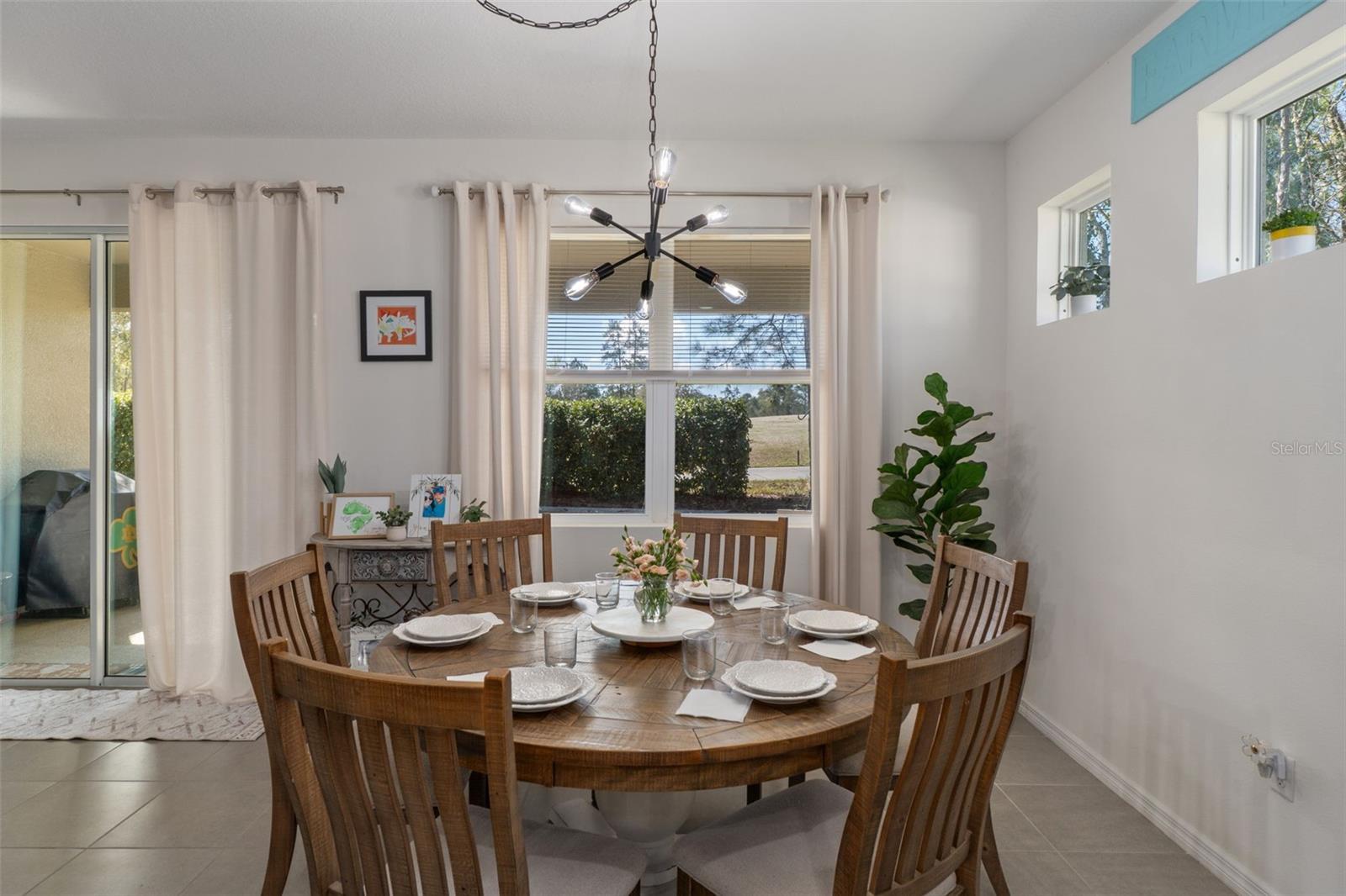 HERNANDO OAKS PH 3 - Residential