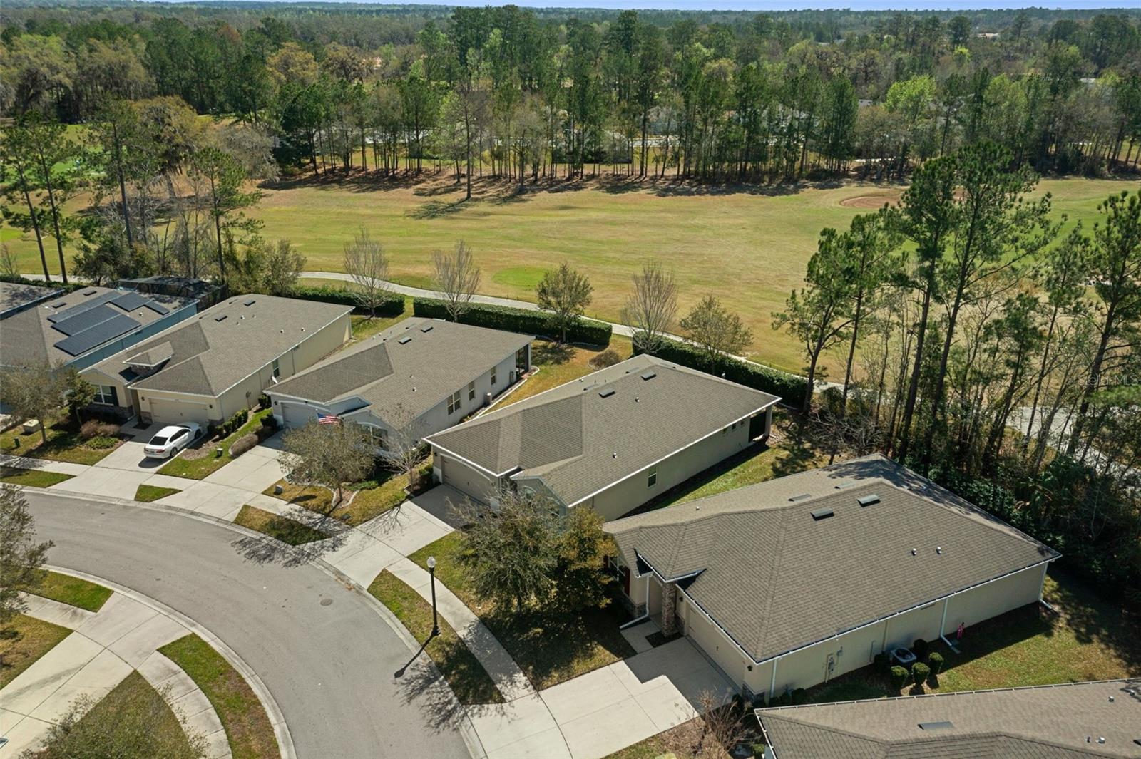 HERNANDO OAKS PH 3 - Residential