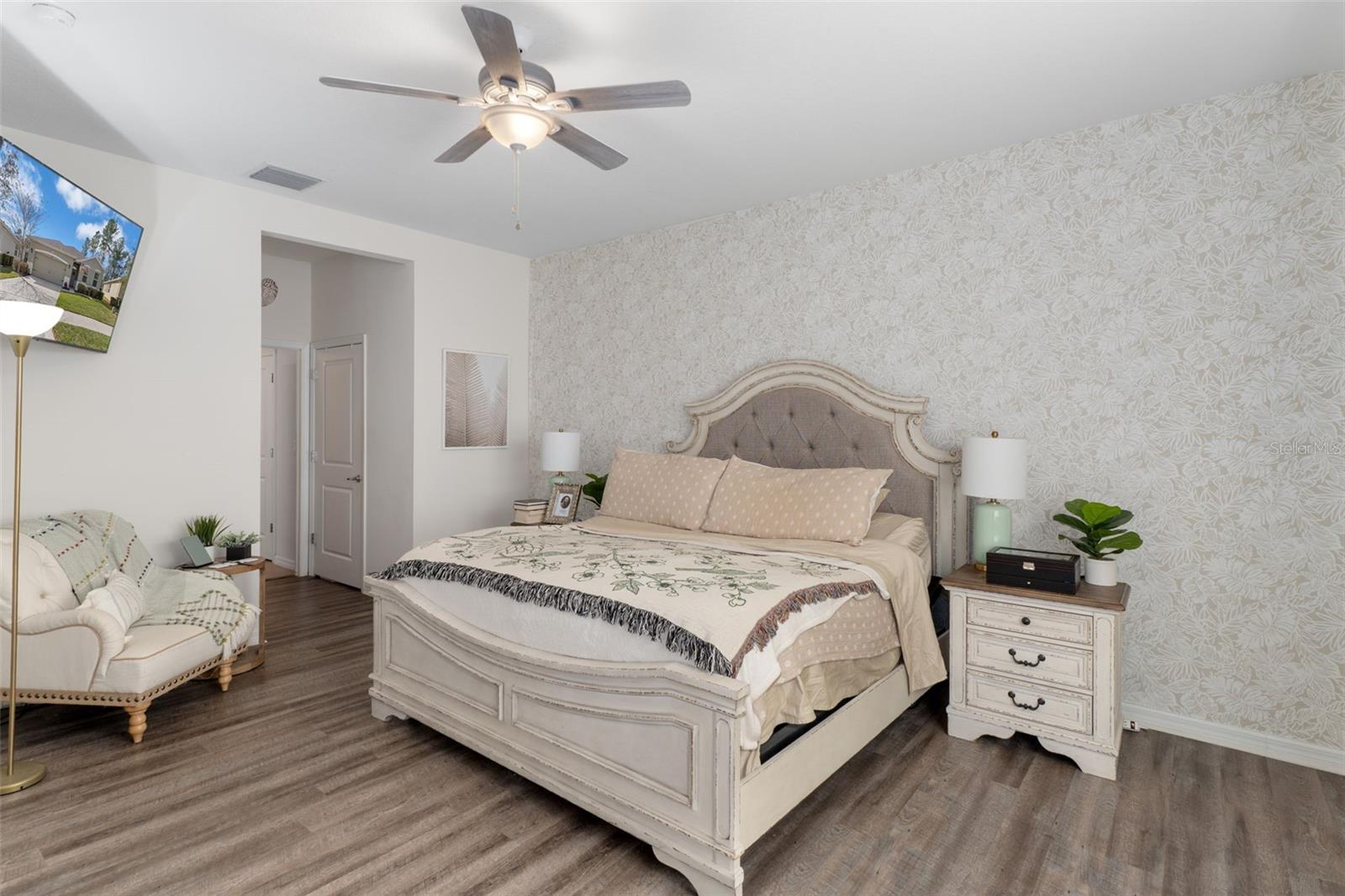 HERNANDO OAKS PH 3 - Residential