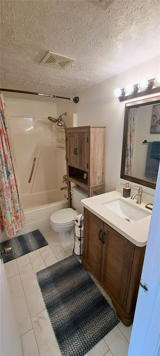 ROCKPOINTE PATIO HOMES - Residential