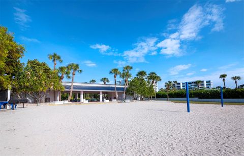 A home in LONGBOAT KEY