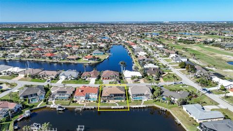 A home in PUNTA GORDA