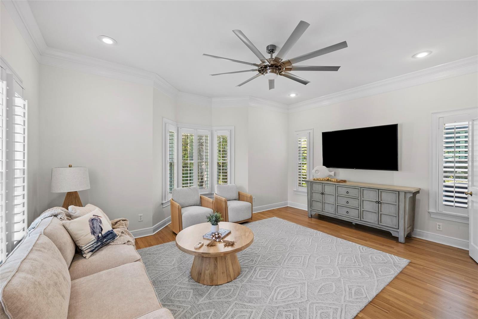 HYDE PARK WEST - Residential