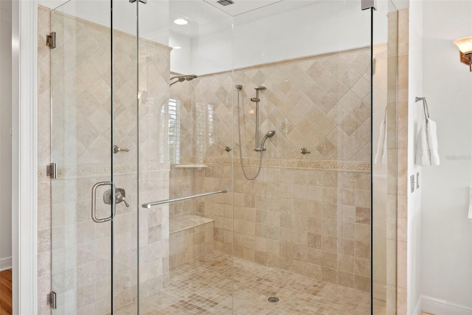 HYDE PARK WEST - Residential