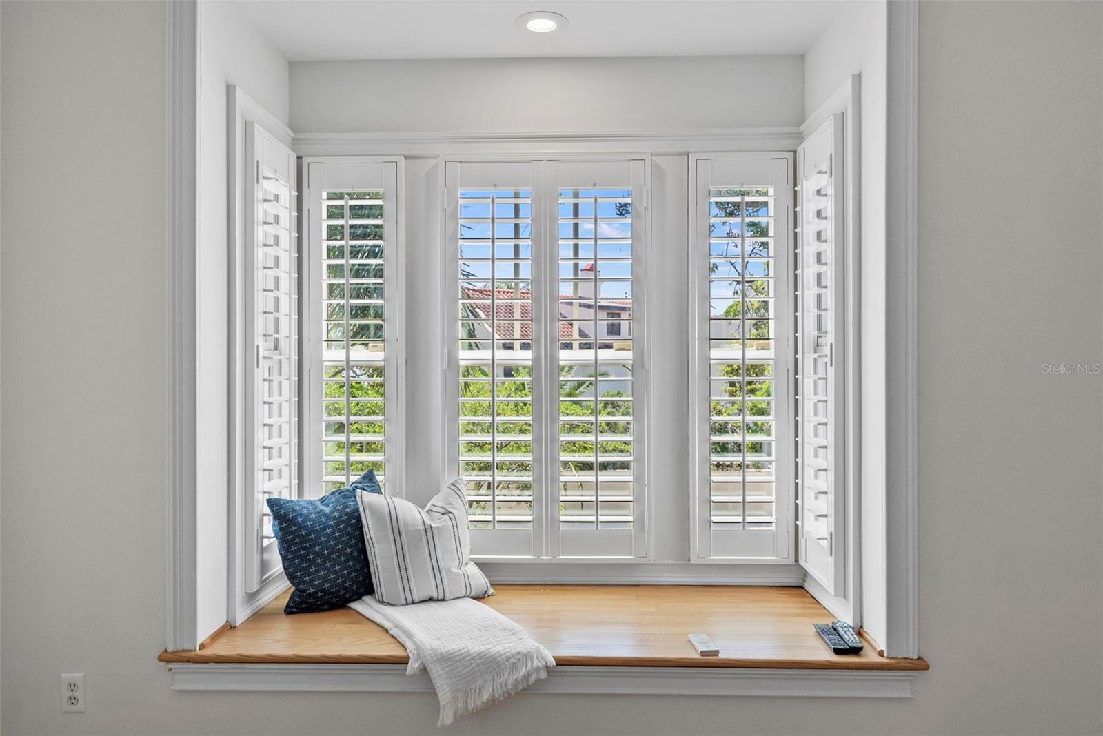 HYDE PARK WEST - Residential