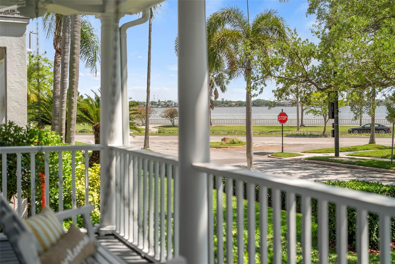 1403 W WATROUS AVENUE