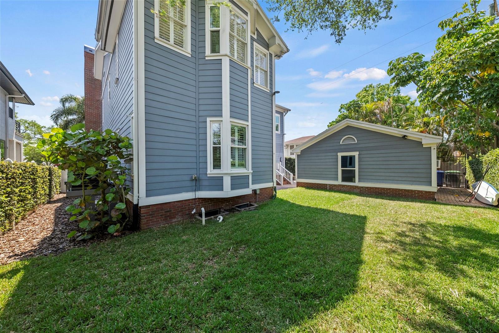 HYDE PARK WEST - Residential