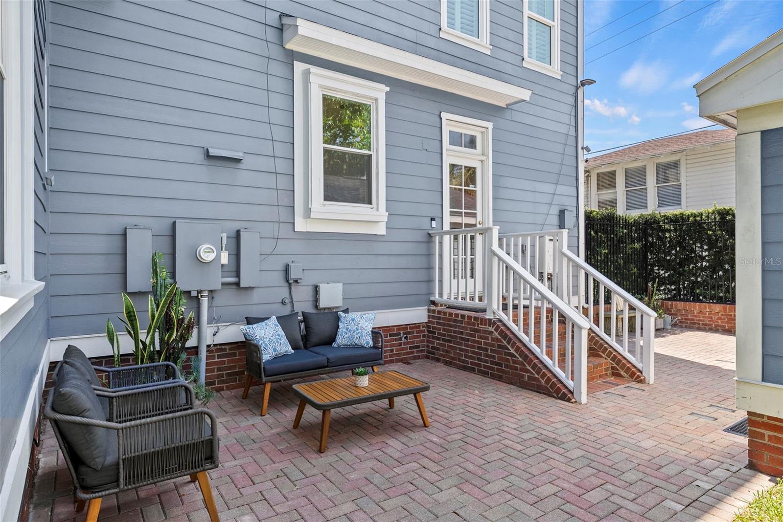 HYDE PARK WEST - Residential