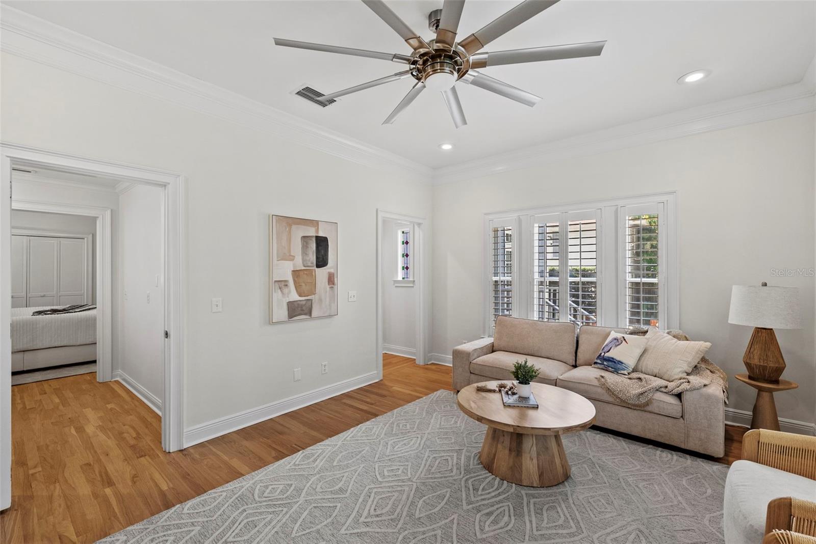 HYDE PARK WEST - Residential