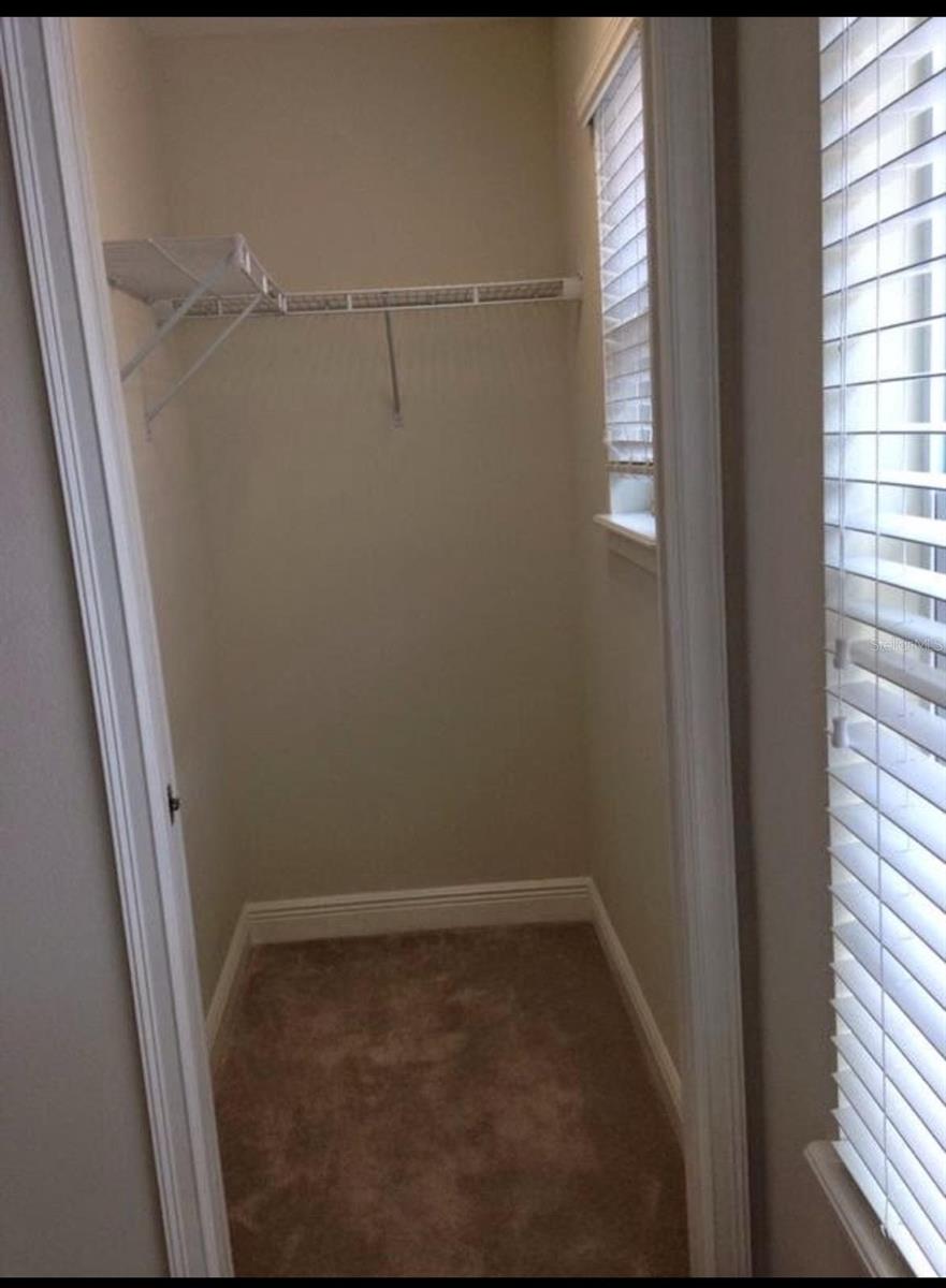Private 1-Bedroom Studio – 500 SqFt in Windermere!
This well-appointed studio offers 500 sq ft of comfortable living space, including a private bedroom, full bathroom, and independent entrance. Enjoy access to the laundry room and all essential appliances (refrigerator, microwave, cooktop, etc.).
Located in a quiet, upscale neighborhood near top-rated schools, shopping, dining, and just minutes from Disney.
?? Utilities may be included. Contact us for more information!