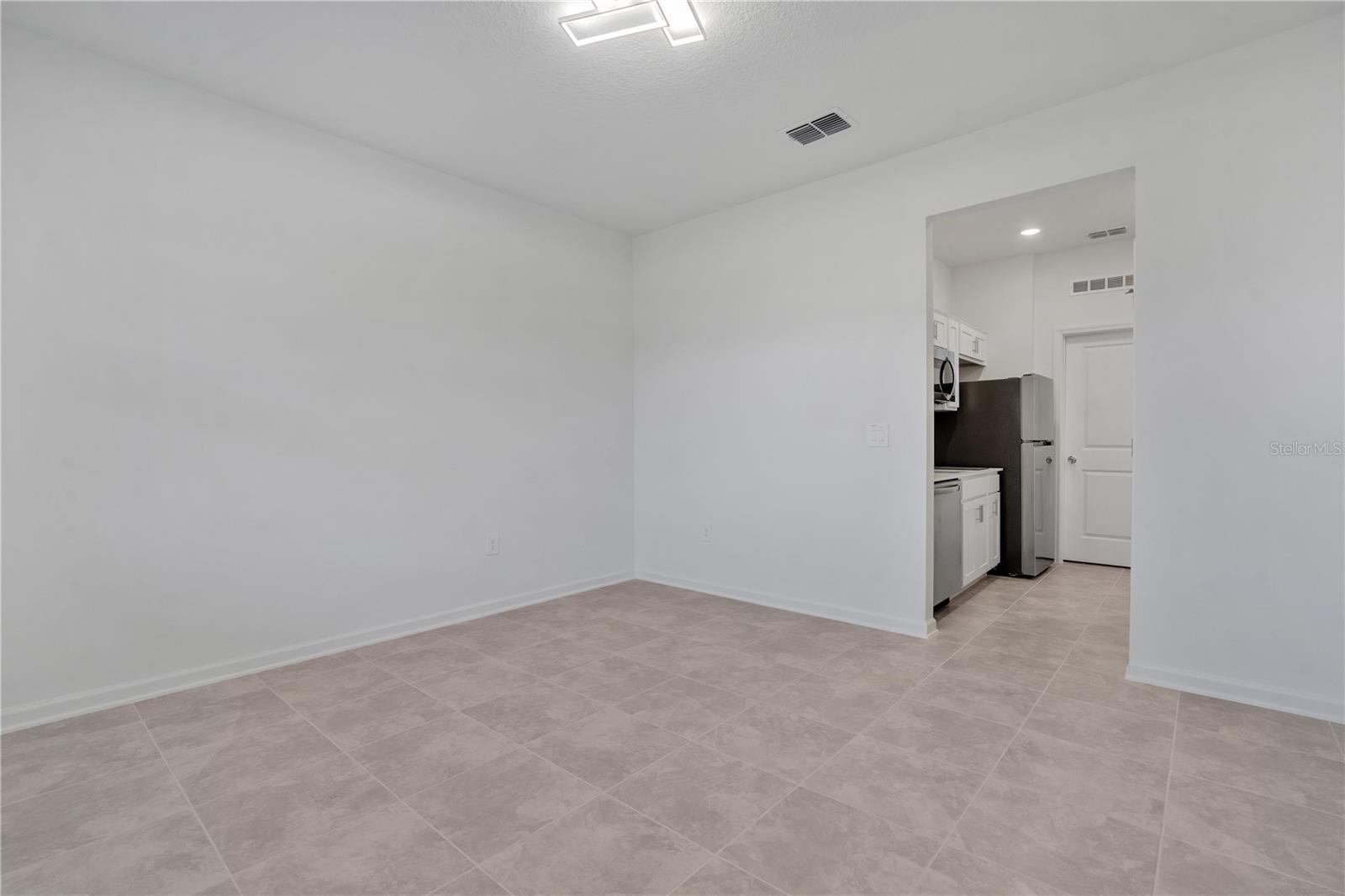 PEACE CRK RESERVE - Residential Lease