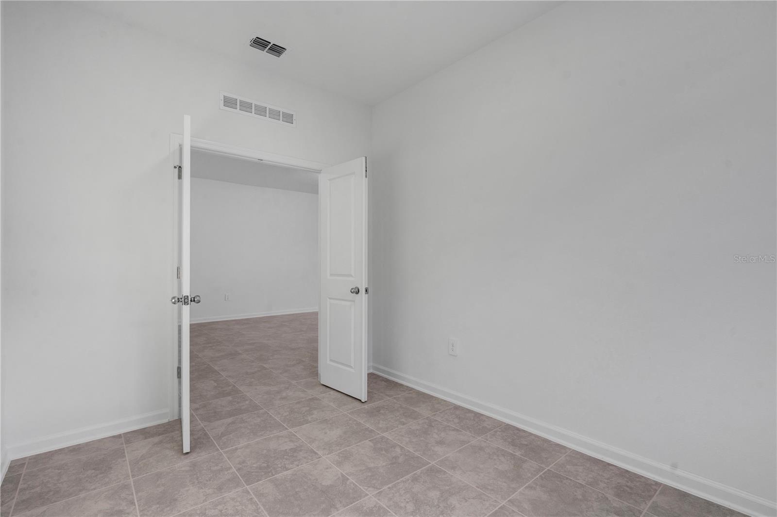 PEACE CRK RESERVE - Residential Lease