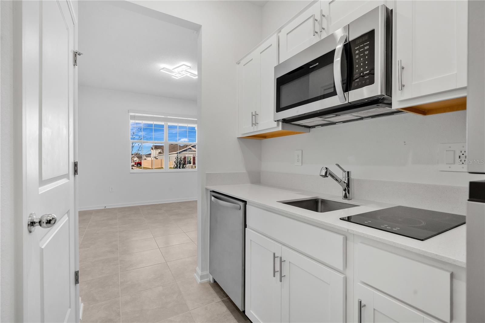 PEACE CRK RESERVE - Residential Lease