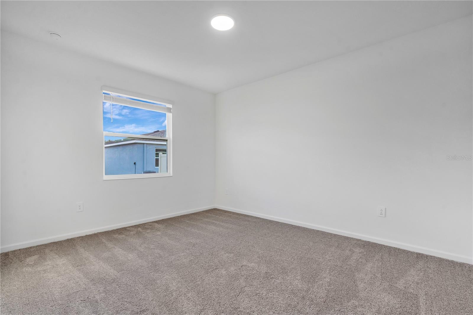 PEACE CRK RESERVE - Residential Lease