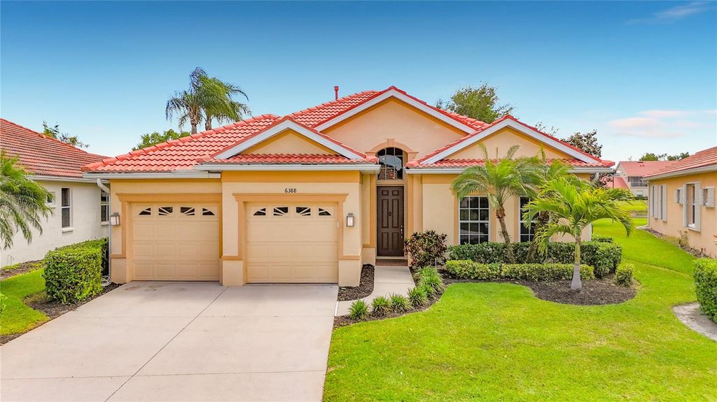 Photo of 6388 Rookery Circle, Bradenton, FL 34203 (MLS # A4689337)