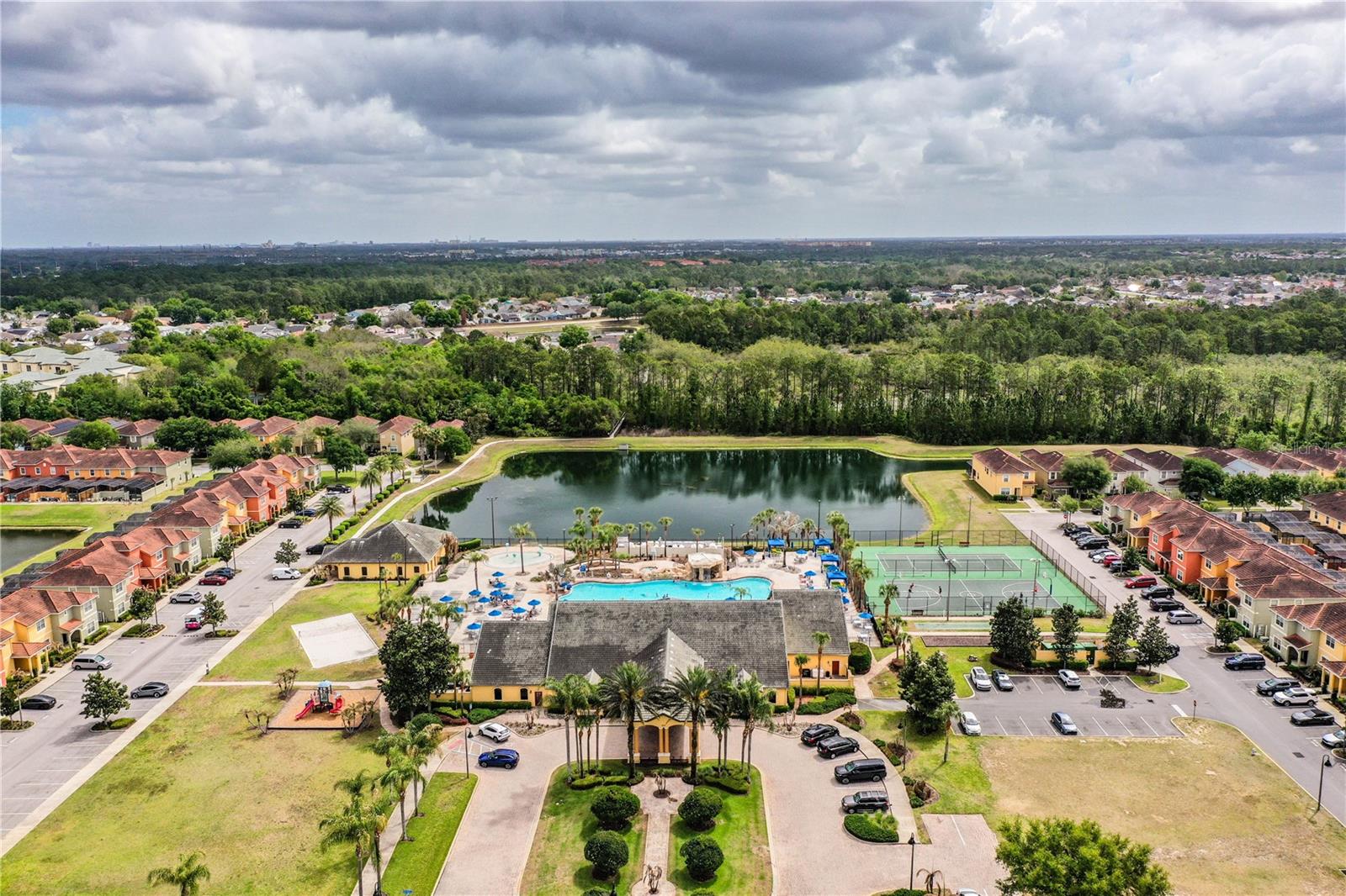 PARADISE PALMS RESORT PH 1 - Residential