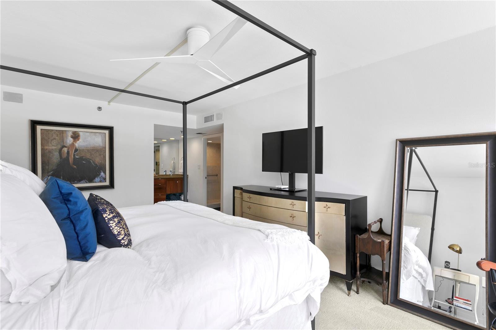 MONTE CARLO TOWERS A CONDOMINI - Residential