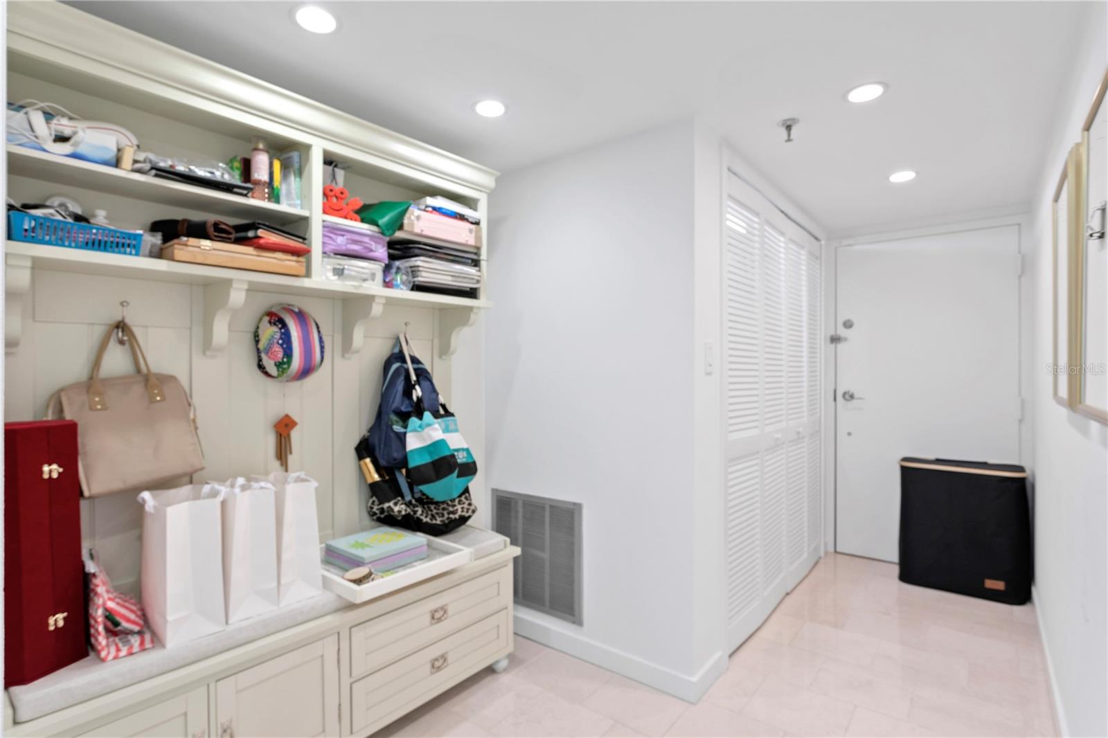 MONTE CARLO TOWERS A CONDOMINI - Residential