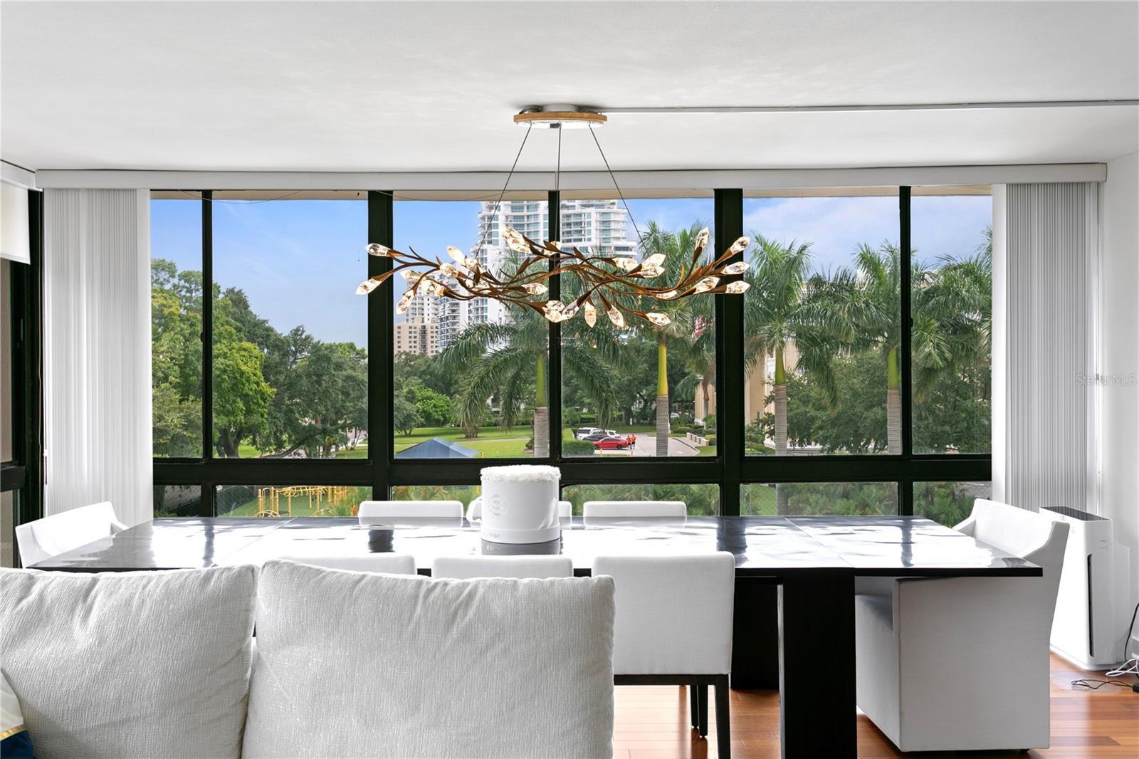 MONTE CARLO TOWERS A CONDOMINI - Residential