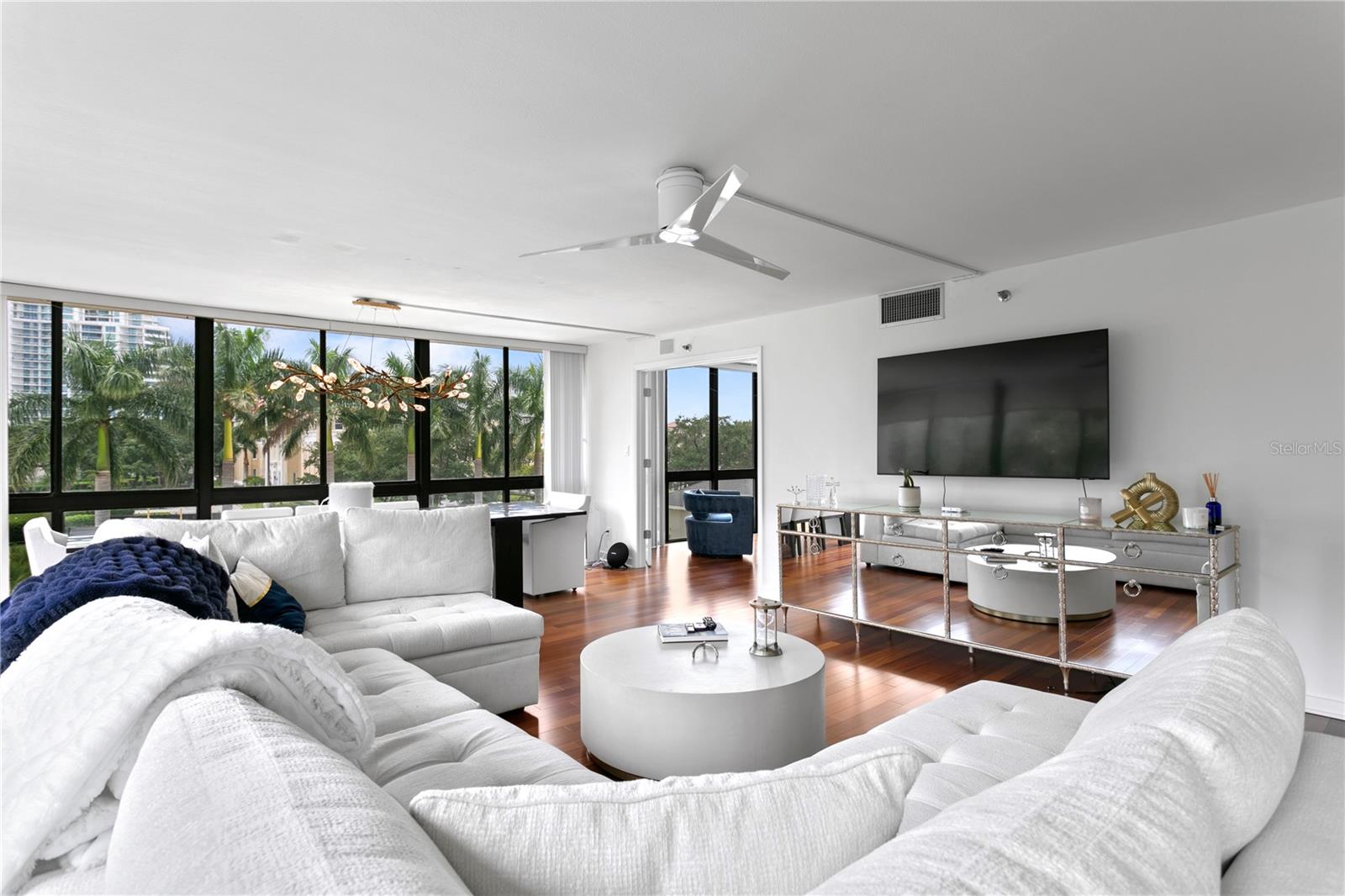 MONTE CARLO TOWERS A CONDOMINI - Residential