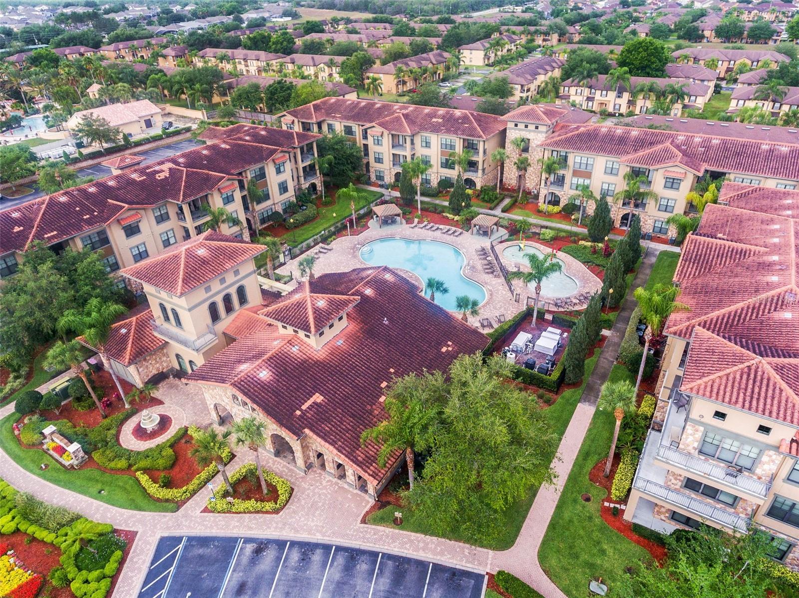 BELLA PIAZZA - Residential