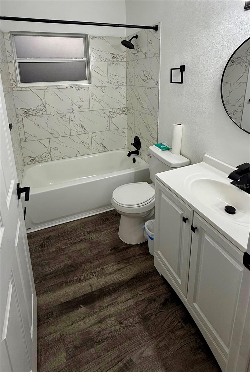 LOCKHARTS SUB - Residential