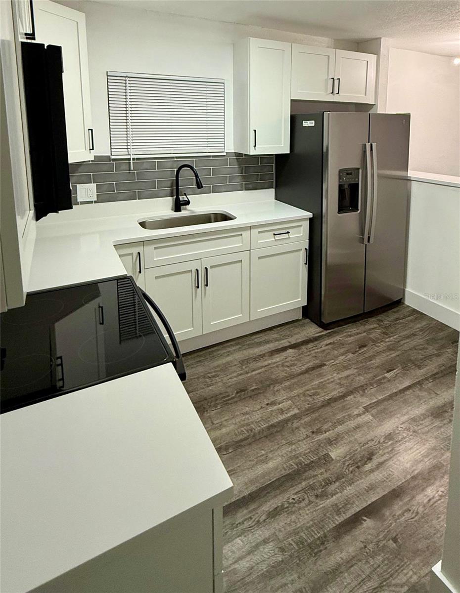 LOCKHARTS SUB - Residential