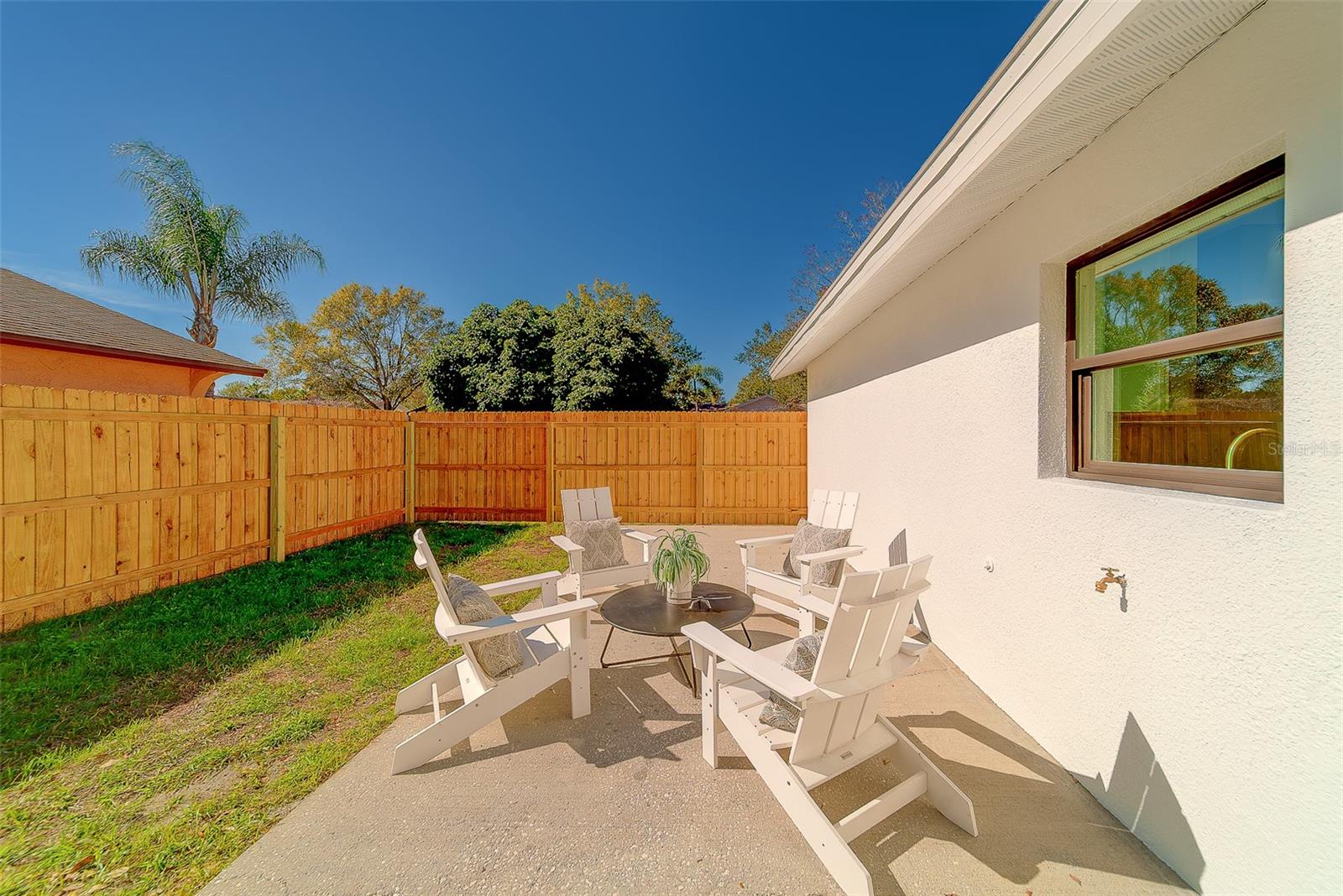 RAVENWOOD MANOR - Residential