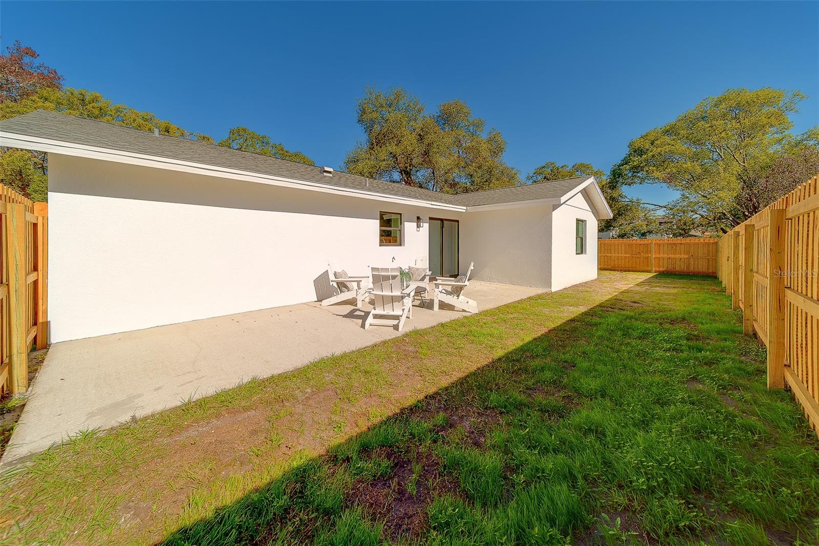 RAVENWOOD MANOR - Residential