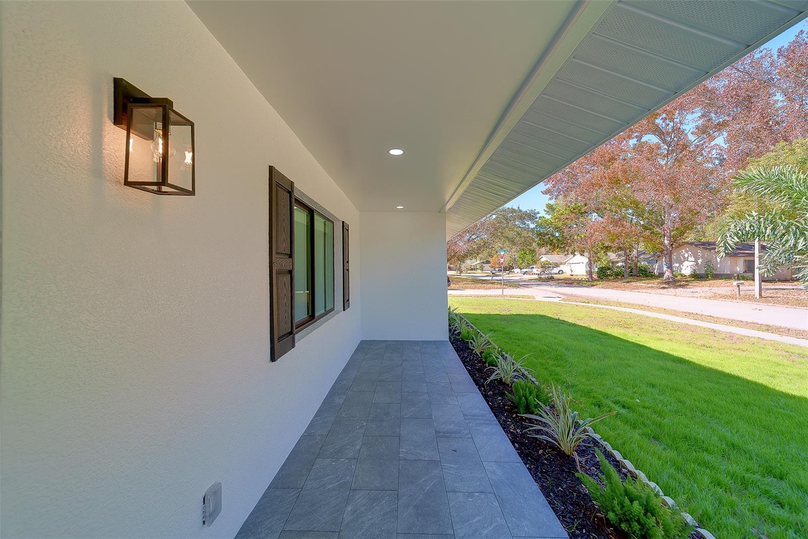 RAVENWOOD MANOR - Residential