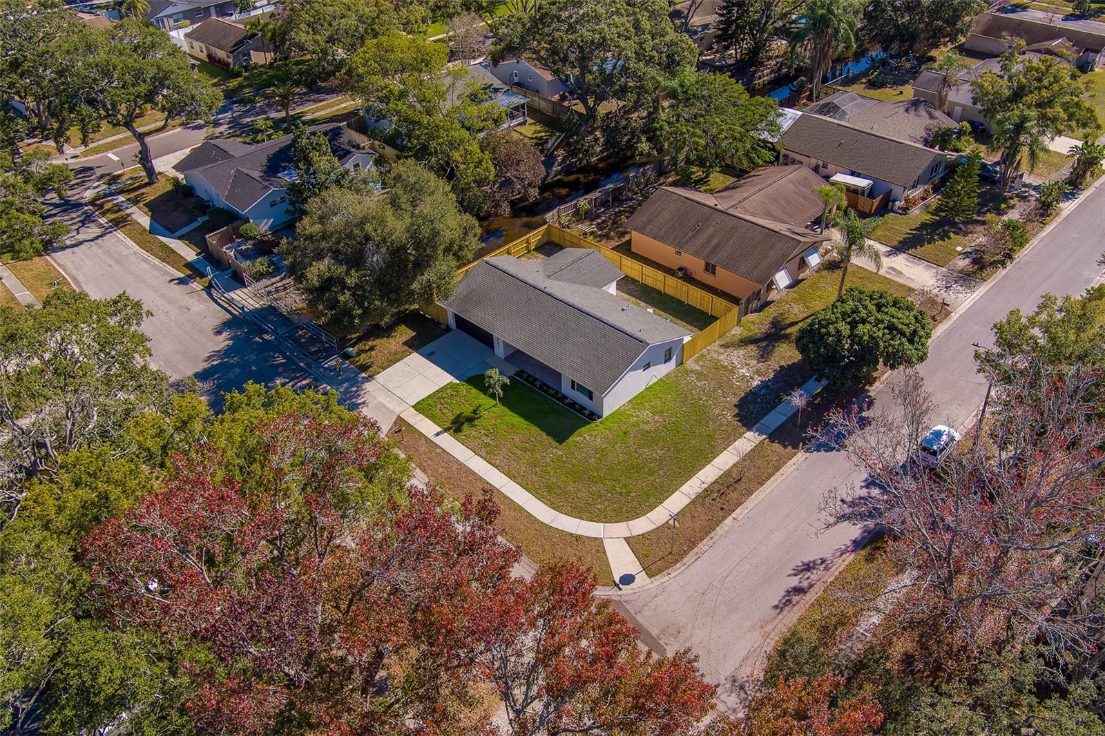 RAVENWOOD MANOR - Residential