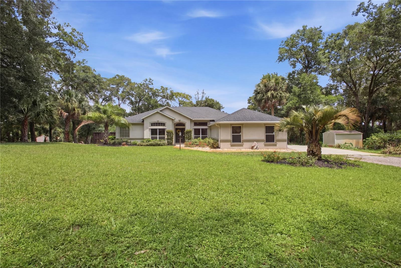 2035 DUNCAN TRACE