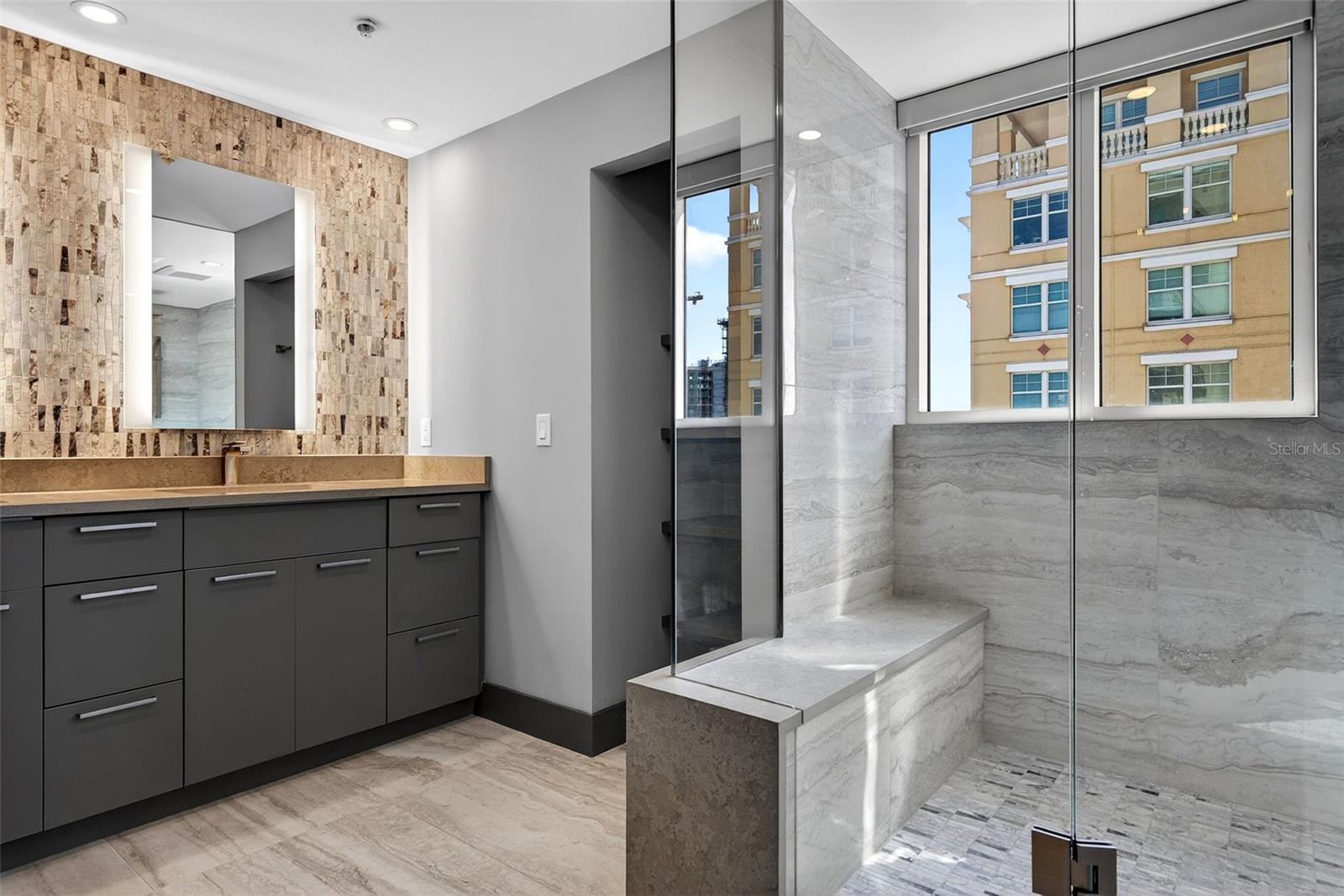 ALINARI - Residential