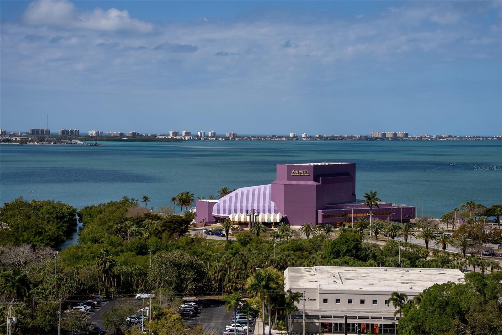 800 N TAMIAMI TRAIL 1217