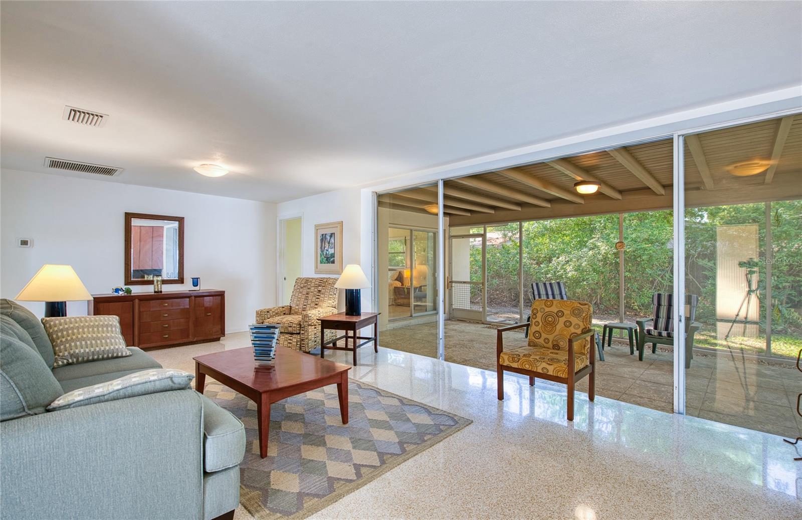 WOODRIDGE ESTATES - Residential