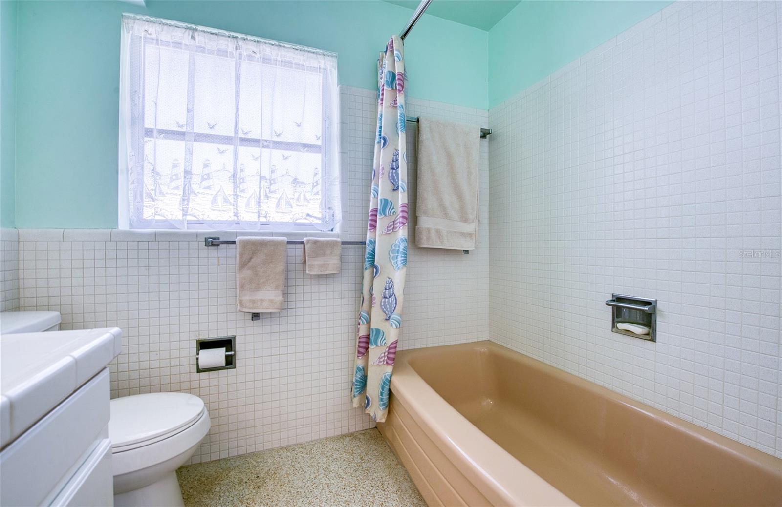 WOODRIDGE ESTATES - Residential