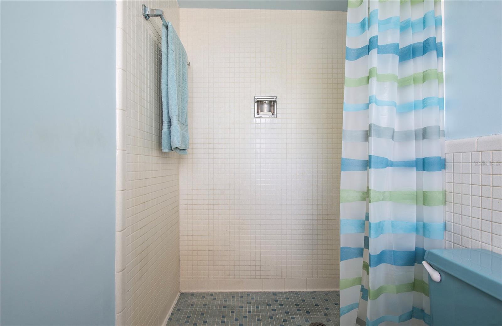 WOODRIDGE ESTATES - Residential