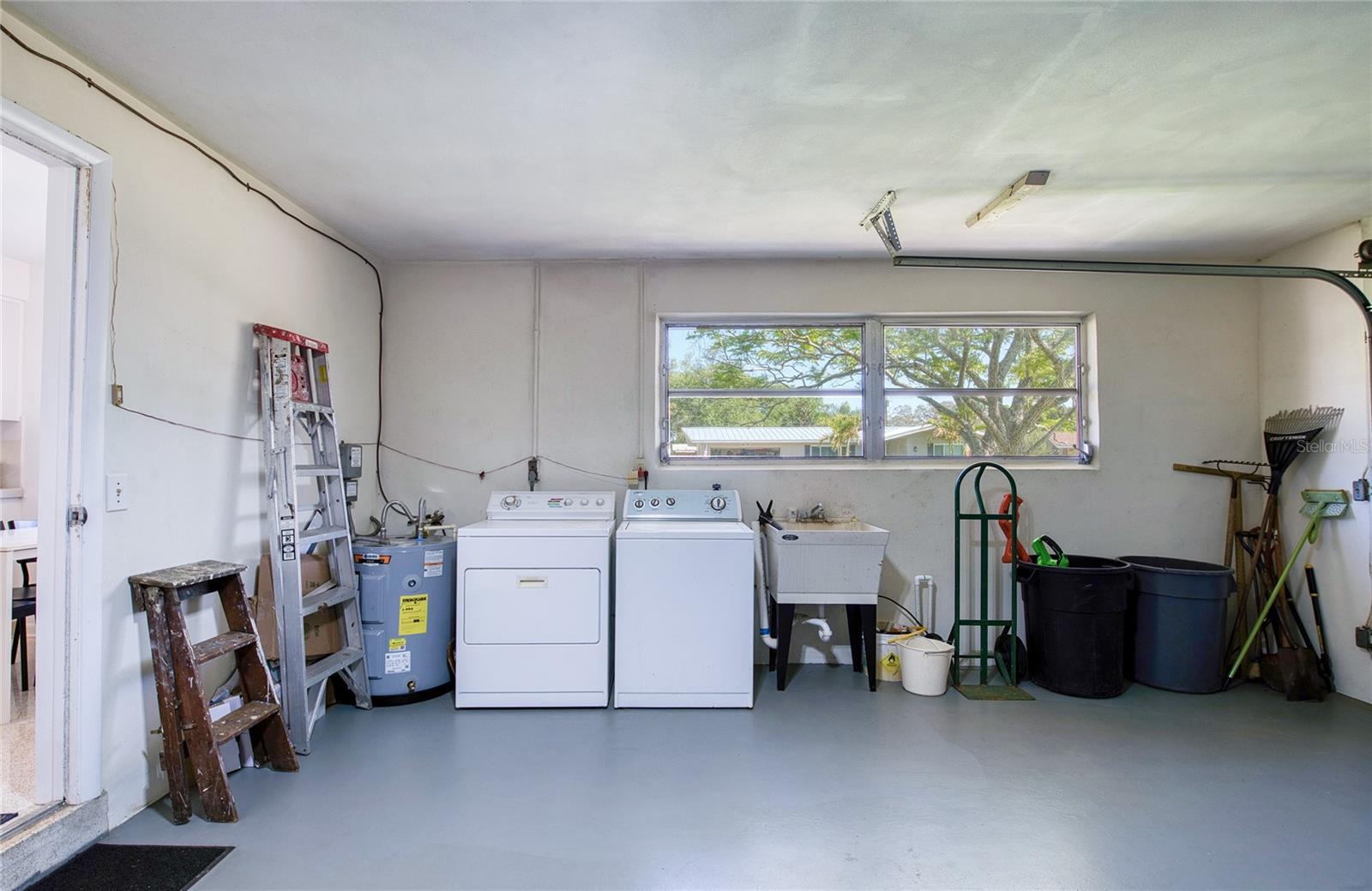 WOODRIDGE ESTATES - Residential