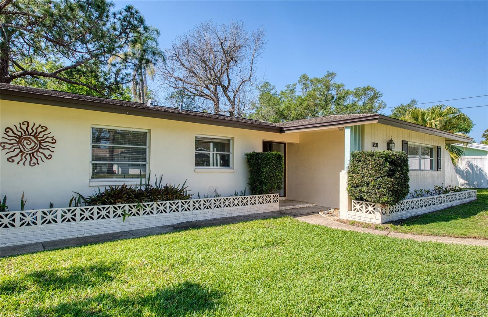 WOODRIDGE ESTATES - Residential