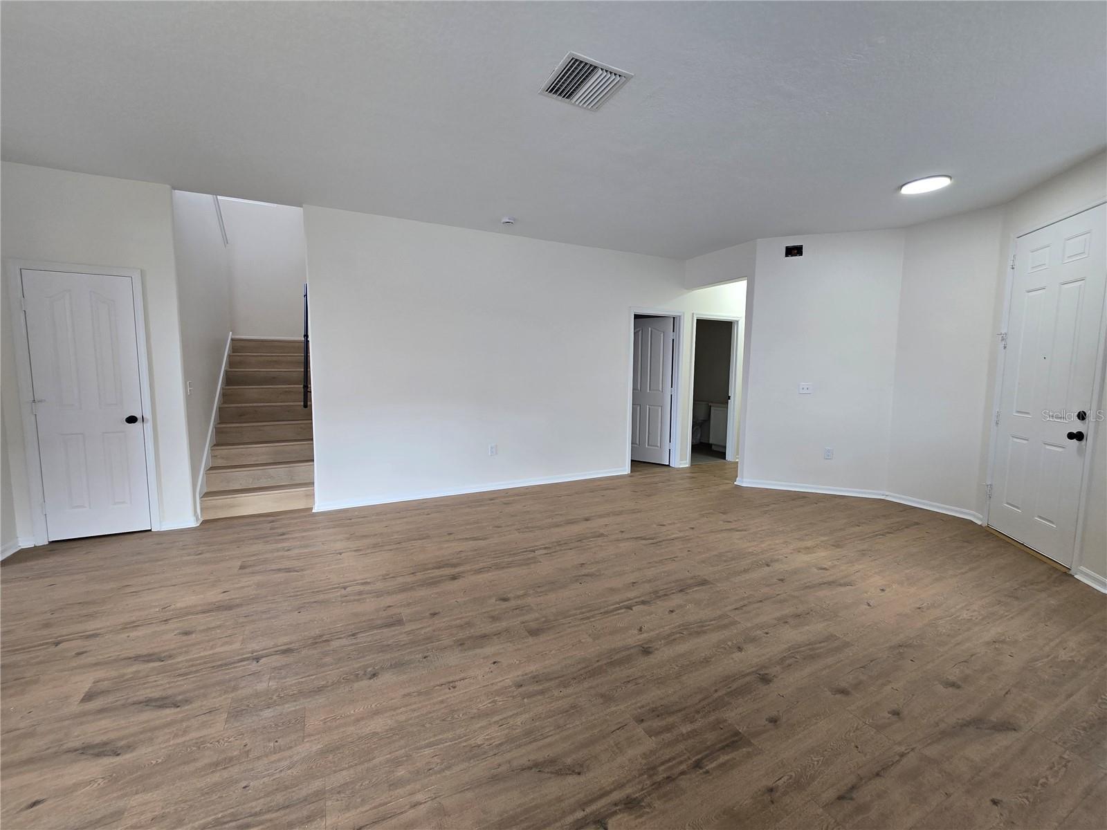 EAGLEBROOKE PH 05A - Residential Lease