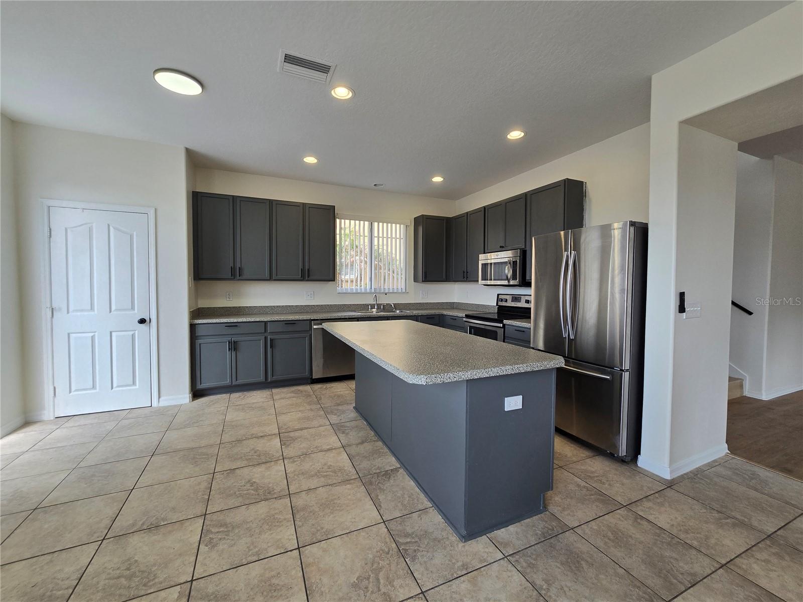 EAGLEBROOKE PH 05A - Residential Lease