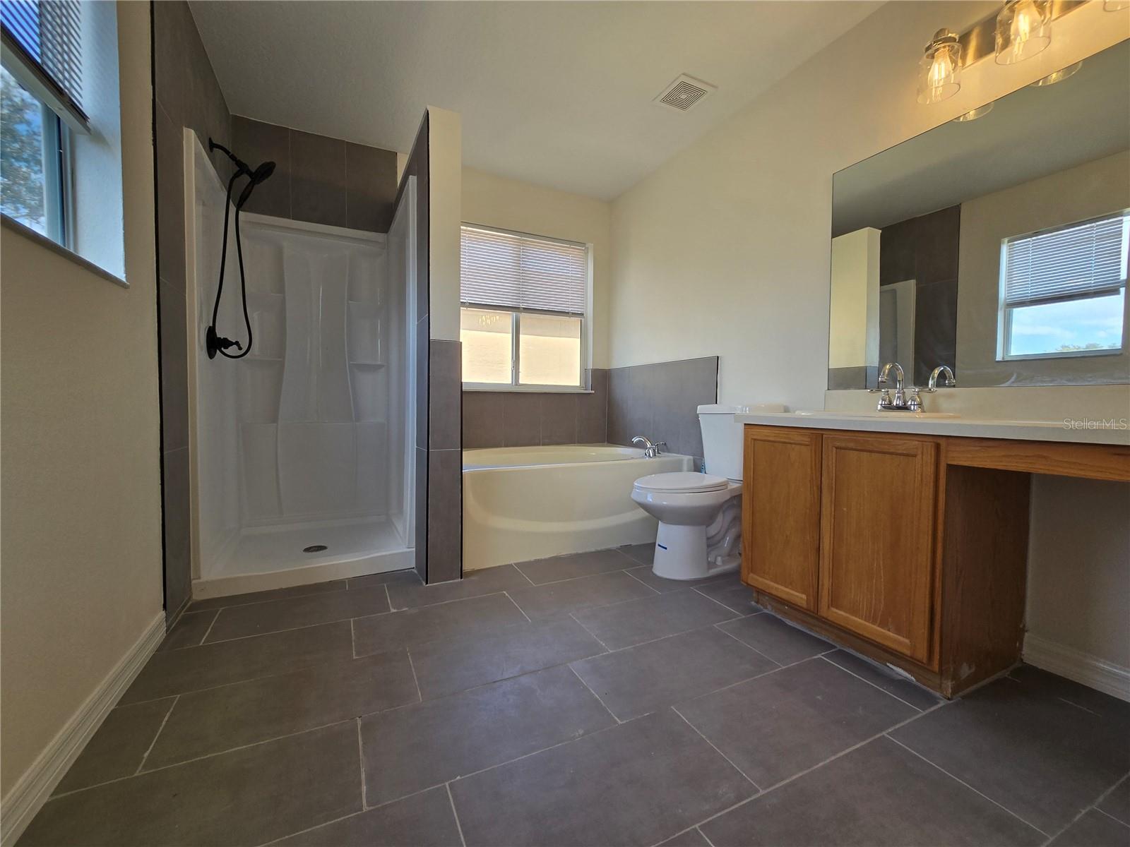 EAGLEBROOKE PH 05A - Residential Lease