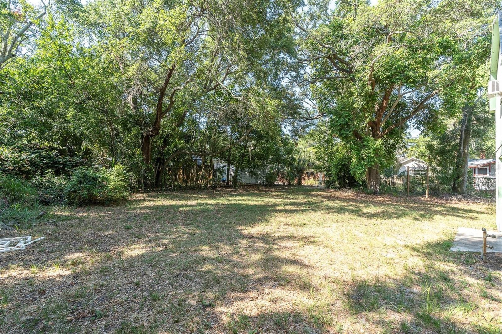 Photo 14 of 16 of 2207 FLORIDA AVENUE S house