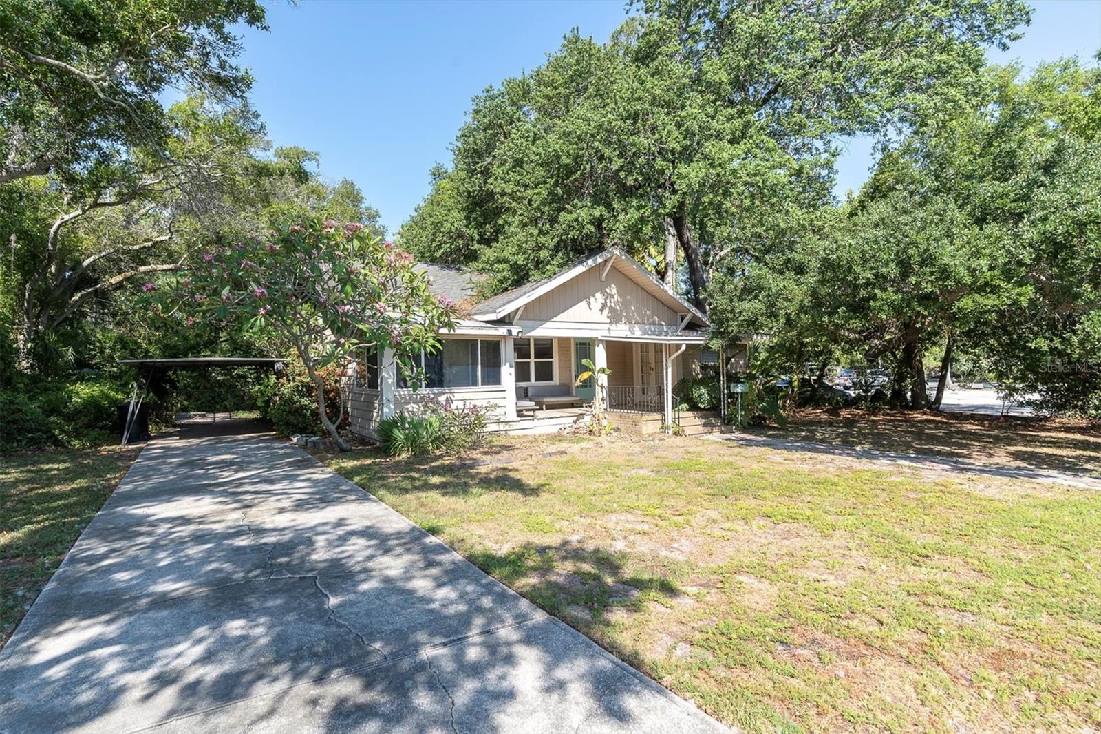 Photo 13 of 16 of 2207 FLORIDA AVENUE S house