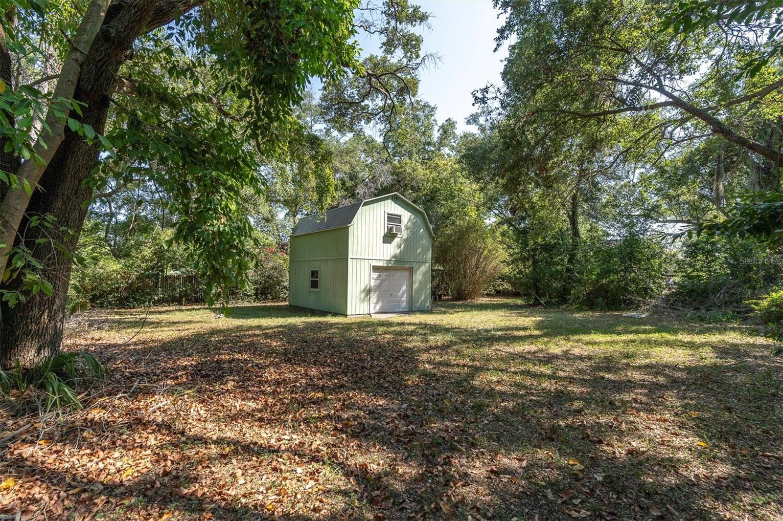 Photo 16 of 16 of 2207 FLORIDA AVENUE S house