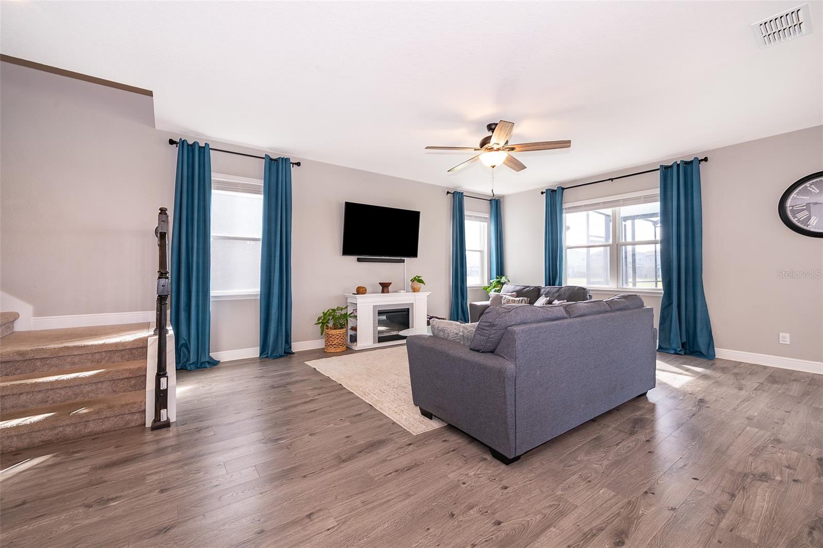 KENSINGTON RESERVE PH II - Residential