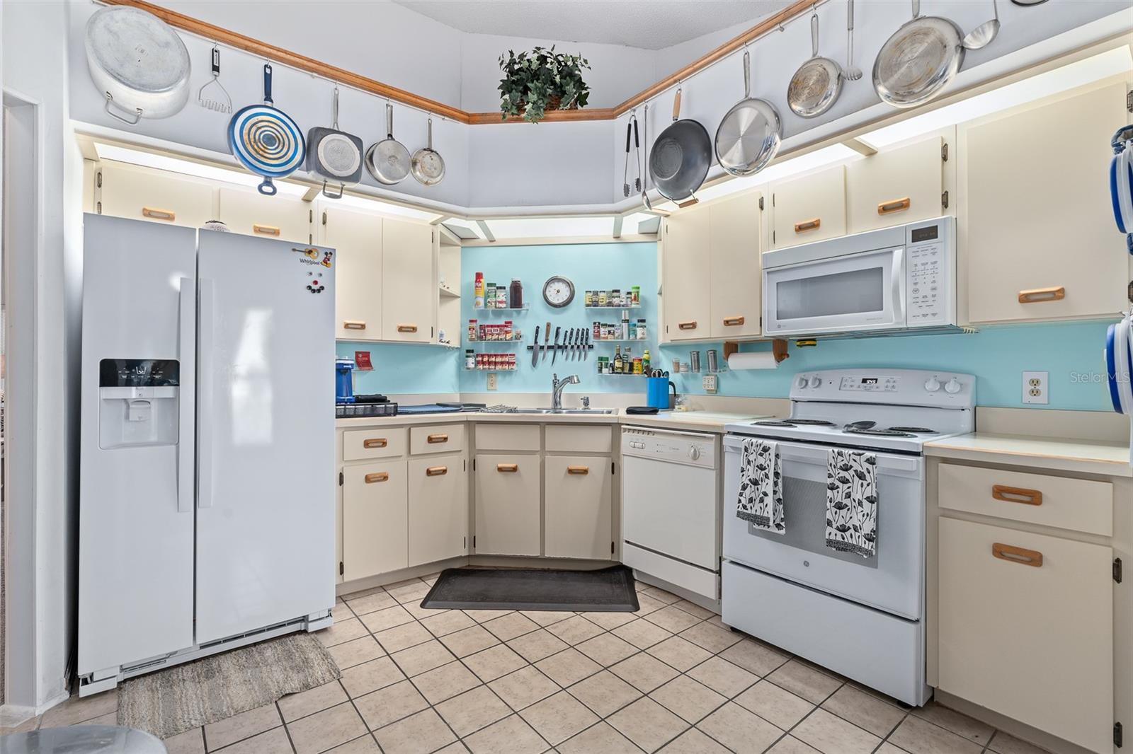BAYMEADOWS AT TOMOKA OAKS PH 01 PER - Residential