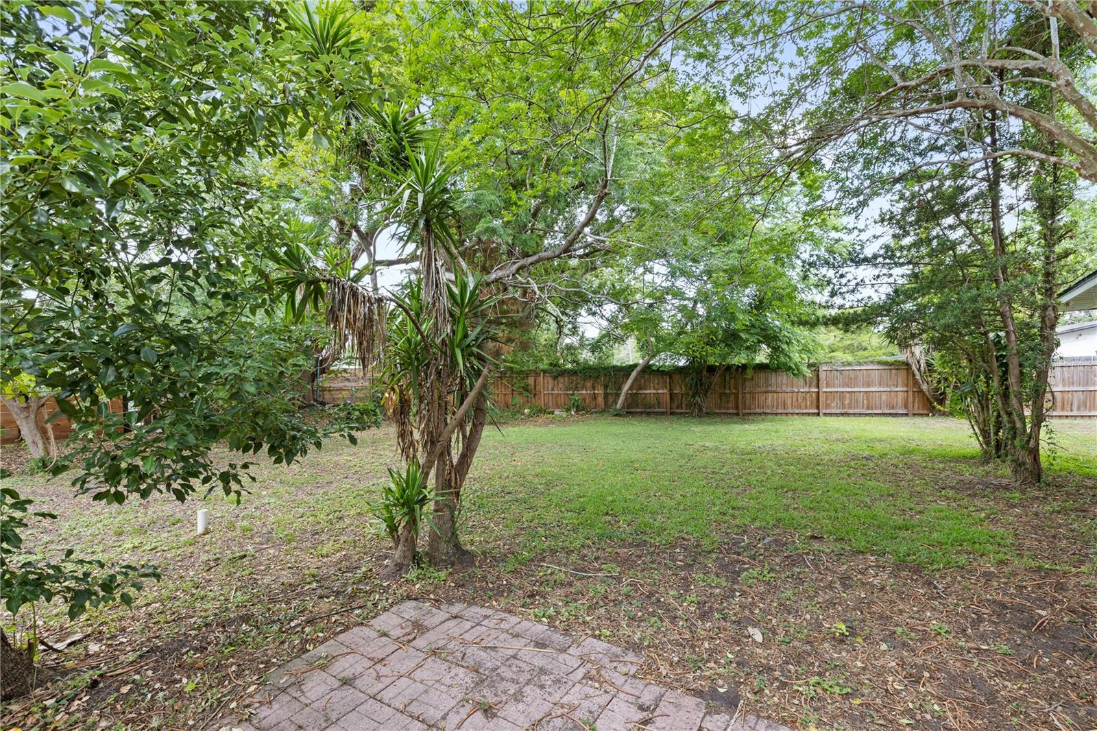 CONDEL GARDENS - Residential